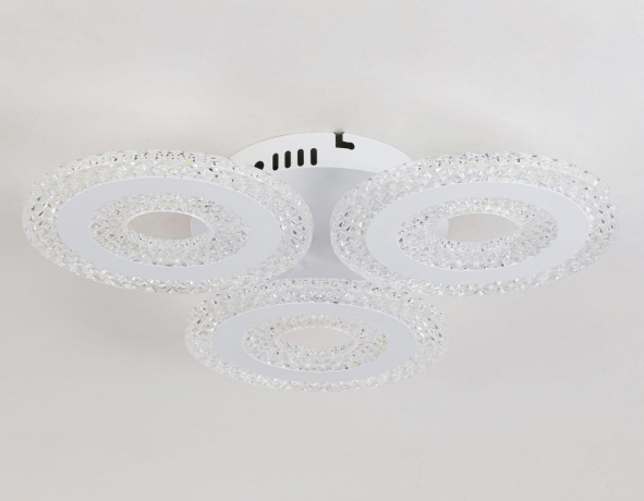 Потолочная диммируемая люстра с пультом ДУ Ambrella light Original FA4001 