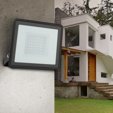 Уличные прожекторы