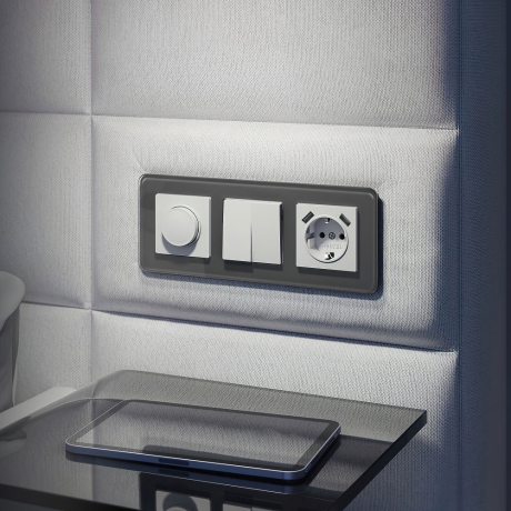 Розетка с заземлением и со шторками и 2хUSB, без рамки Werkel белый матовый W1171561 