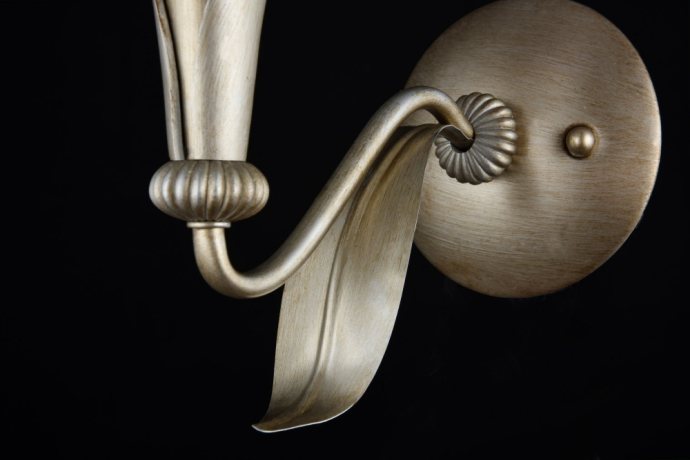 Бра Maytoni Lillian H311-01-G 