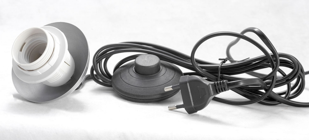 LSP-0557 Торшер на треноге Lussole Klamath 