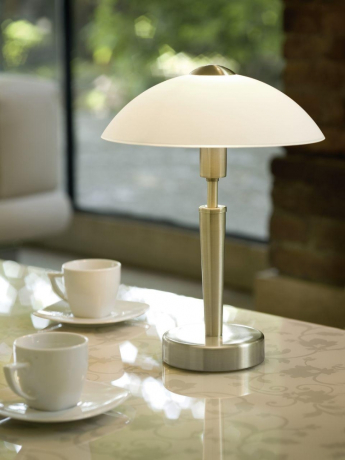 87254 Сенсорная настольная лампа Eglo Solo 