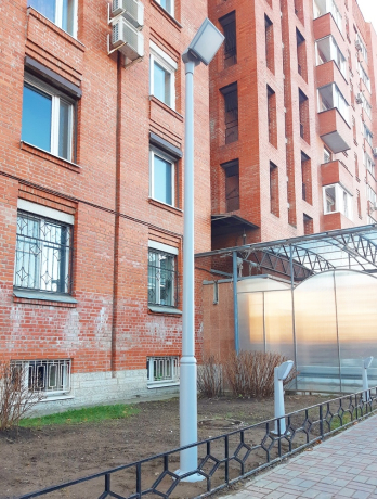 Уличные столбы (фонари)