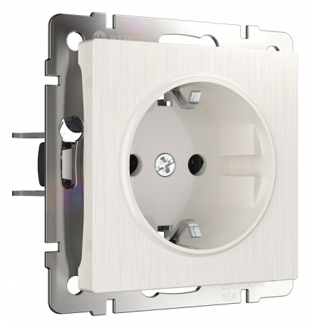 Встраиваемые розетки 220V