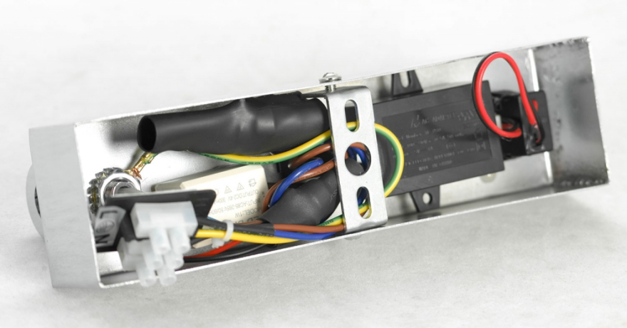 Спот с USB LGO COZY LSP-8241 