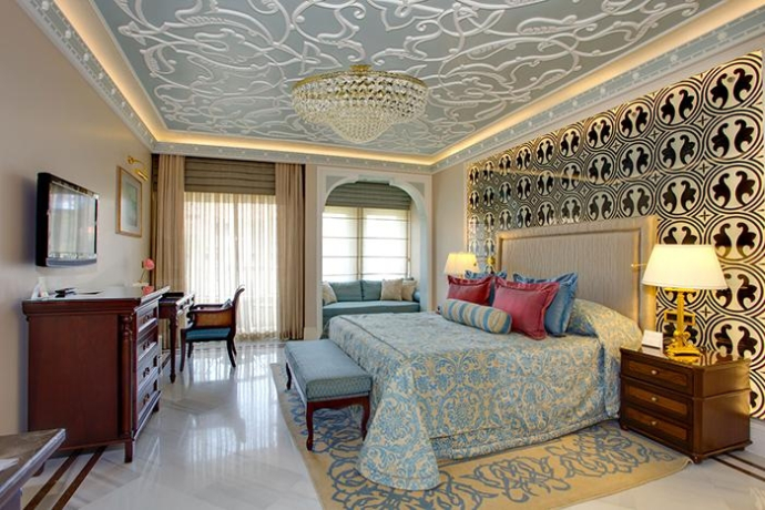 Люстра потолочная с Led лампочками в комплекте Arti Lampadari Favola E 1.3.50.502 G+Lamps 