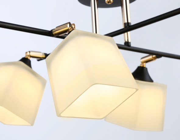 Потолочная люстра с лампочками Ambrella light TR303089+Lamps 