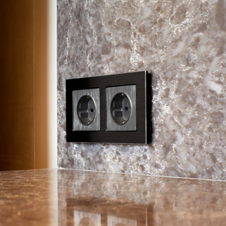 Встраиваемые розетки 220V